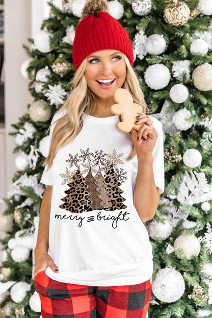 White Leopard Christmas Tree Heat Transfer Printing Crew Neck Graphic Tee