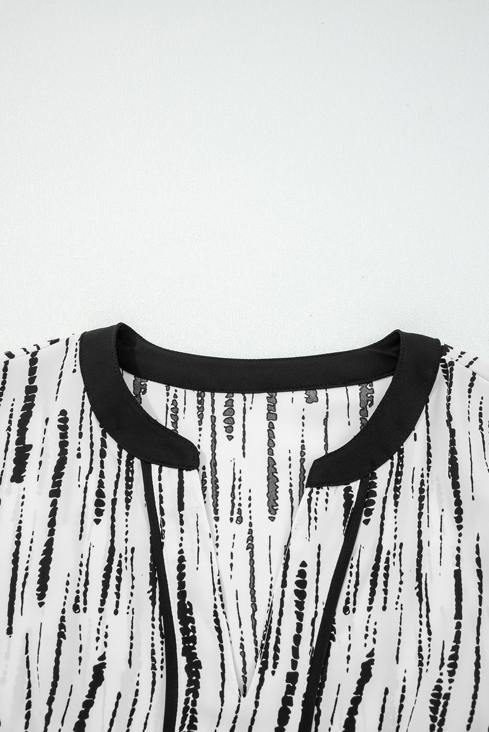 White Abstract Print V-neck Long-sleeve Blouse
