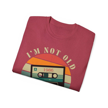 🎶 Vintage Vibes Only Tee — “I’m Not Old, I’m Classic”