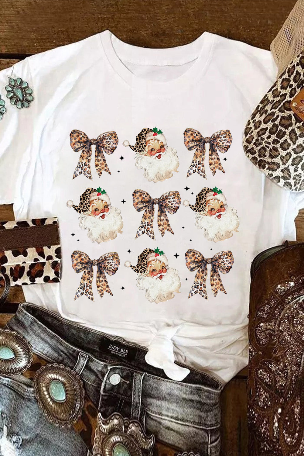 🎅🏻 Wild Holiday Cheer Tee