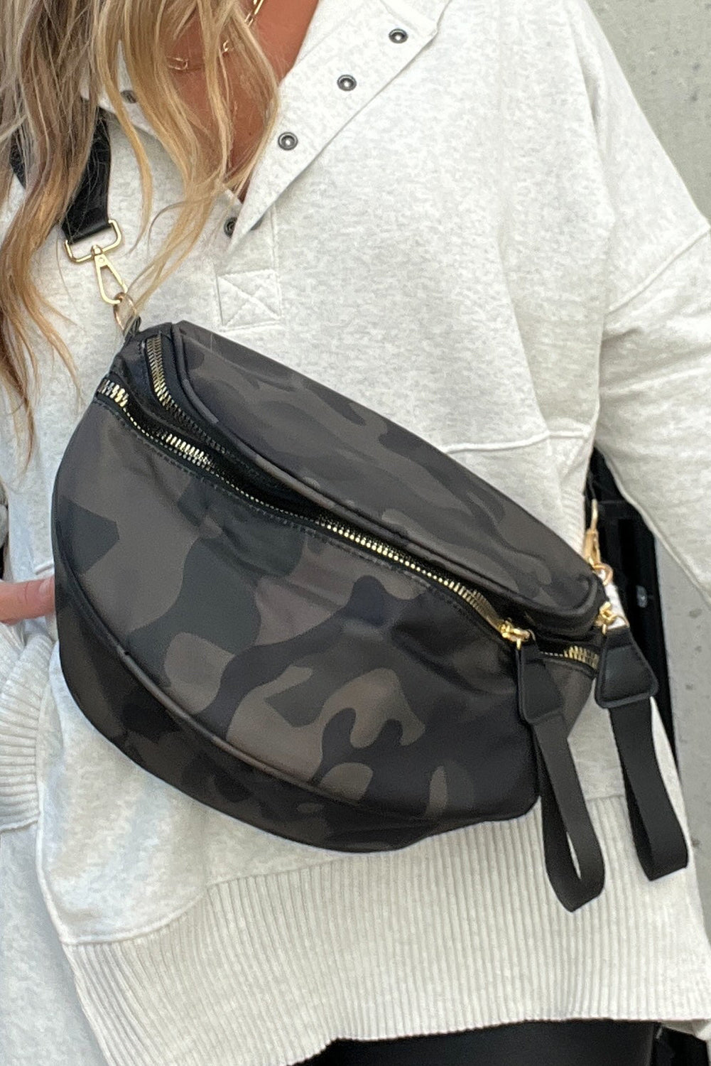 Green Camouflage Print Double Zipper Crossbody Bag