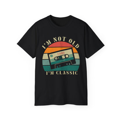 🎶 Vintage Vibes Only Tee — “I’m Not Old, I’m Classic”