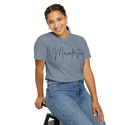 🌙 The Mainfestor’s Tee
