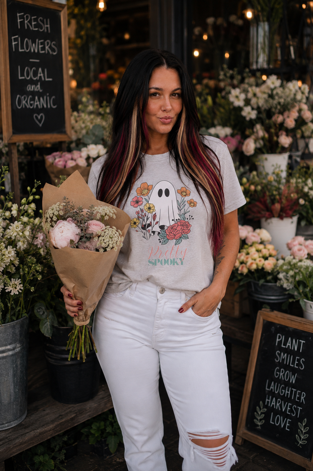🌺 Pretty Spooky Floral Tee