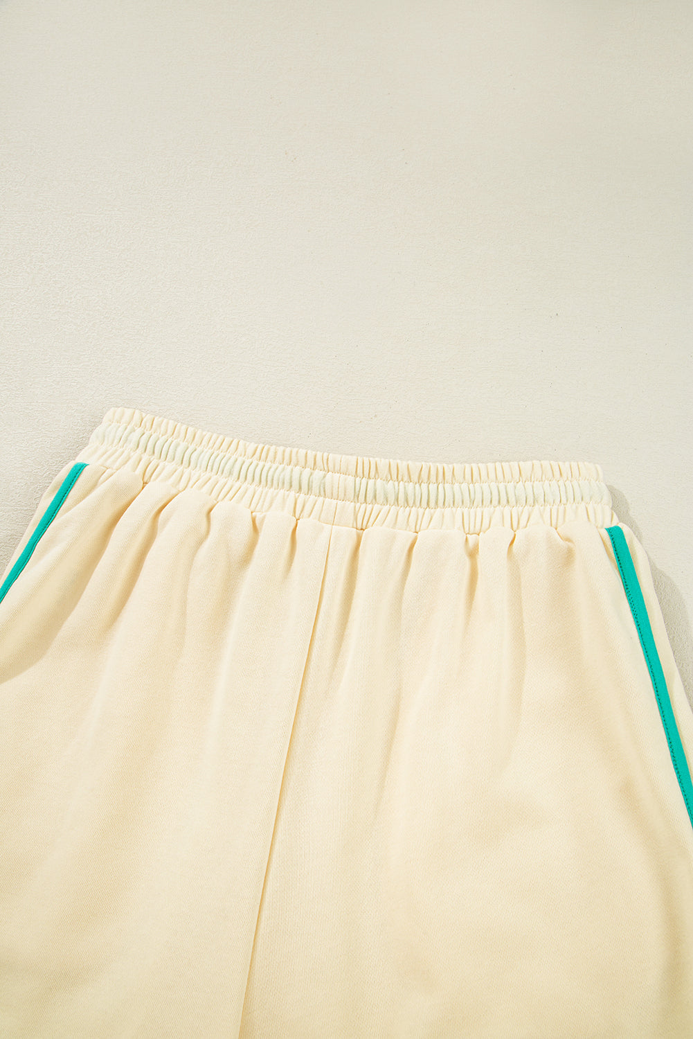 White Contrast Trim Colorblock Long Sleeve Pullover and Drawstring Shorts Set