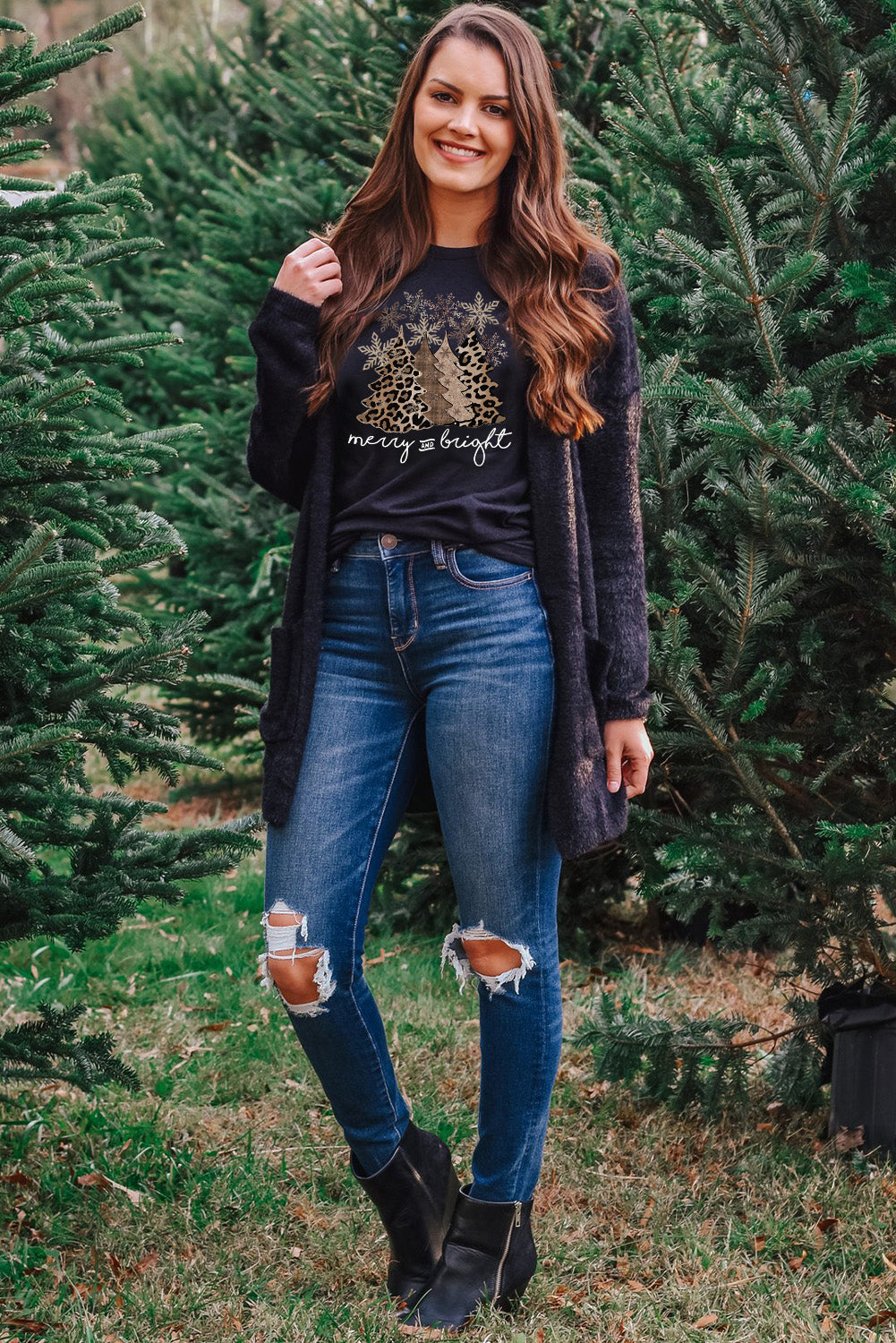 White Leopard Christmas Tree Heat Transfer Printing Crew Neck Graphic Tee