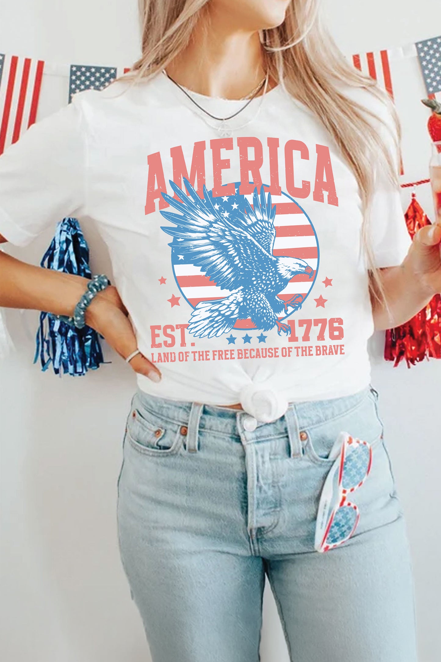 White Vintage AMERICA Eagle Printed Freedom Spirit Patriotic Tee