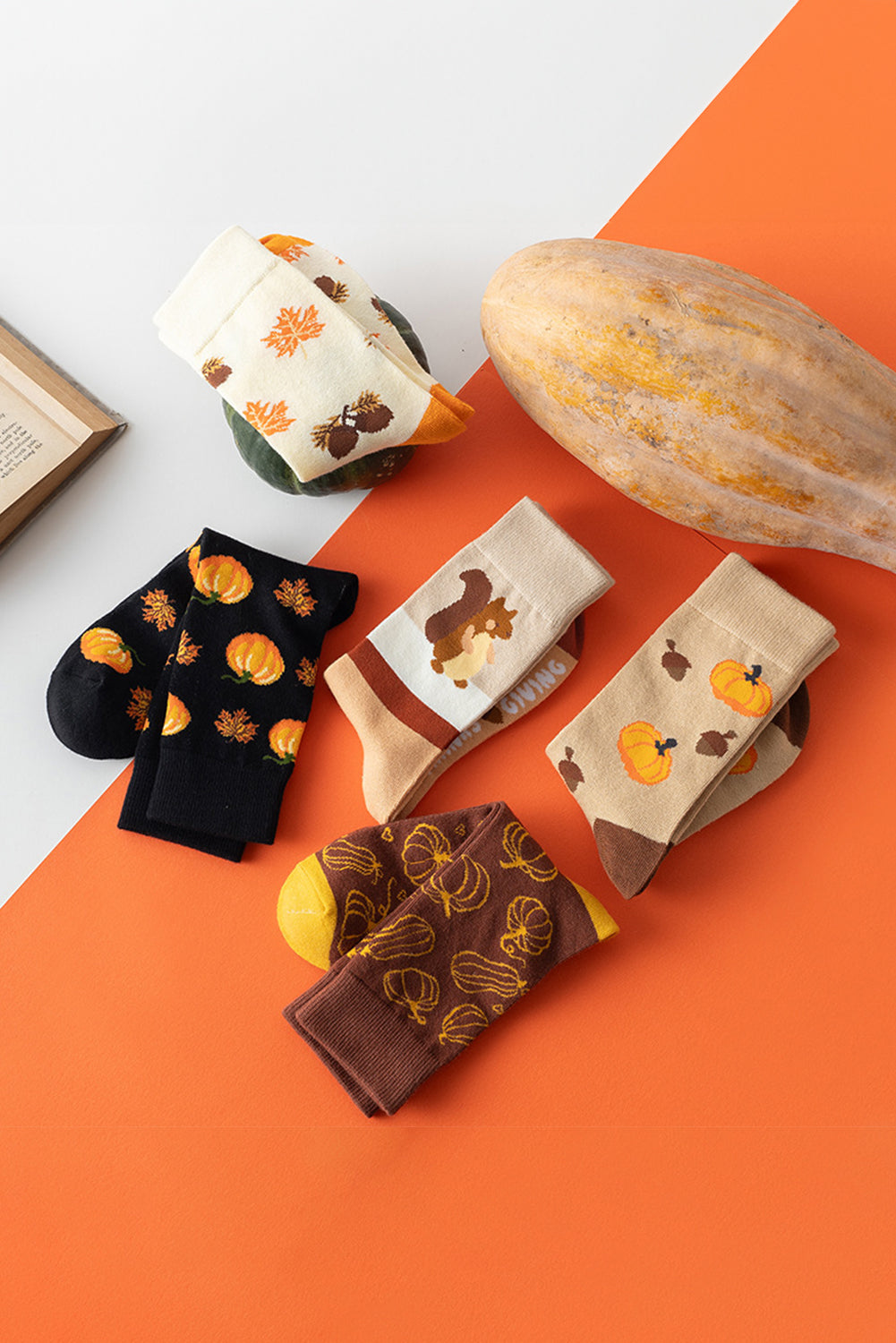 Parchment Pumpkin & Acorn Pattern Combed Cotton Crew Socks