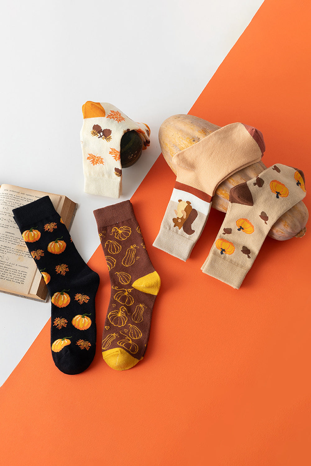 Parchment Pumpkin & Acorn Pattern Combed Cotton Crew Socks