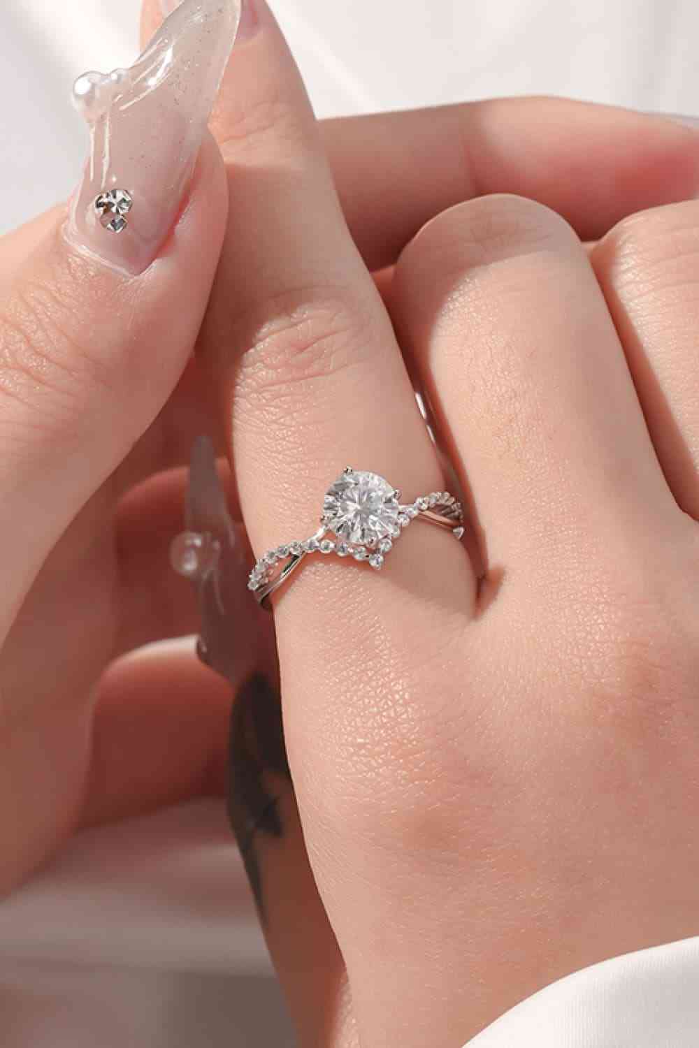 1 Carat Moissanite 925 Sterling Silver Ring